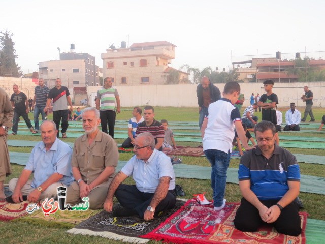  كفرقاسم - فيديو : تتصافح الايدي وتتعانق الرقاب في صلاة عيد الاضحى المبارك في المصلى ومشاركة واسعة مع الابتسامة 